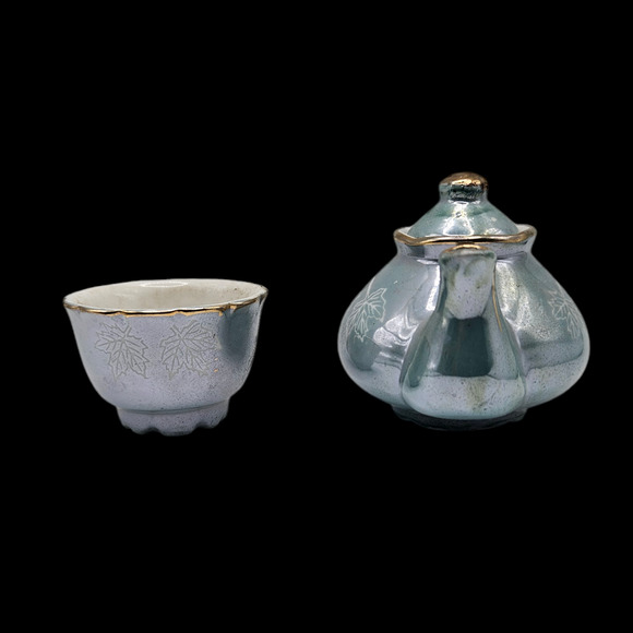 Vintage Ceramic Teapot & Cup Set Gray Blue Maple Leaf Motif Gold Trim Japan - Picture 2 of 6